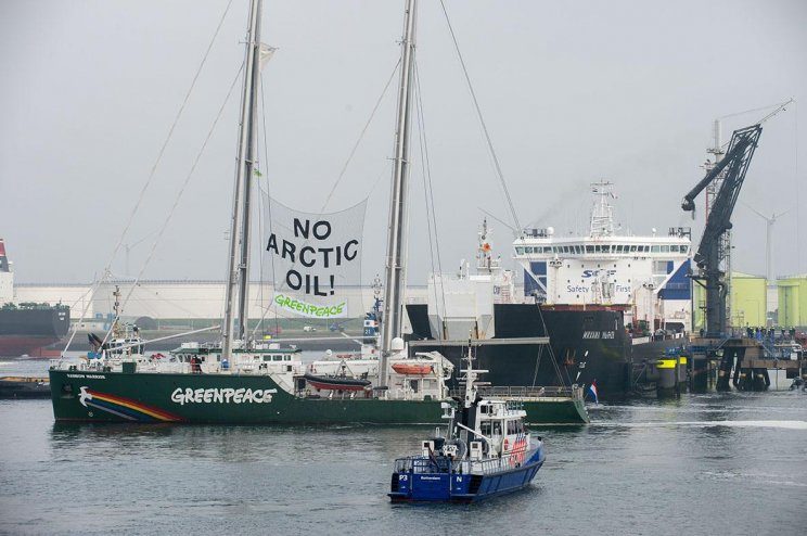 Holanda: 40 activistas de Greenpeace fueron detenidos en el puerto de Rótterdam