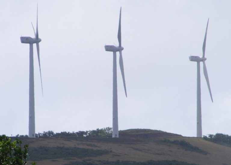 Ecuador tiene un potencial mínimo eólico de 885 MW