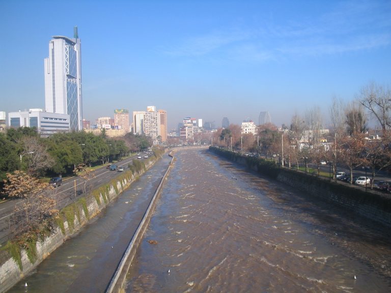 Chile: un informe reveló que hay altos niveles de contaminación del agua