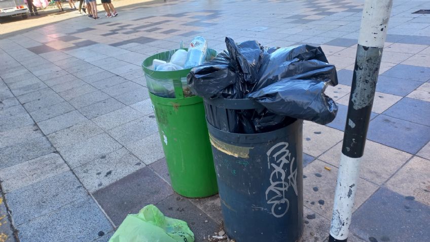 La basura se encontraba en las calles de la ciudad