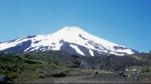 Para Chile, el impacto más probable es sobre la capa de nieve en las montañas, que proporciona agua para beber, la agricultura y la generación de energía
