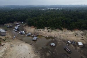 Sequia extrema en la Amazonía Brasileña