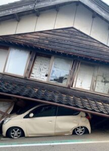 Cientos de casas quedaron destruidas tras el terremoto de Japón