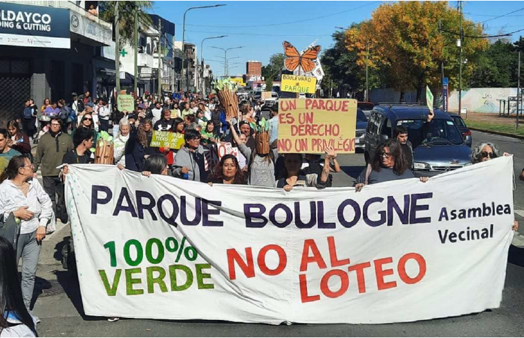 Asamblea vecinal por el parque público en Boulogne